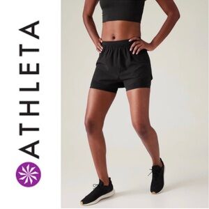 Athleta Mile Marker 2-in-1 Athletic Black Shorts Size Small NWOT